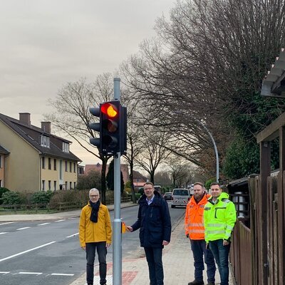 Abnahme der neuen Ampel in derGodenstedter Straße 